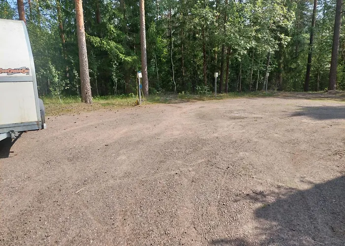 Majoitus Jaetuissa Huoneissa Sisaeltaeen Ruokailut Bed & Breakfast